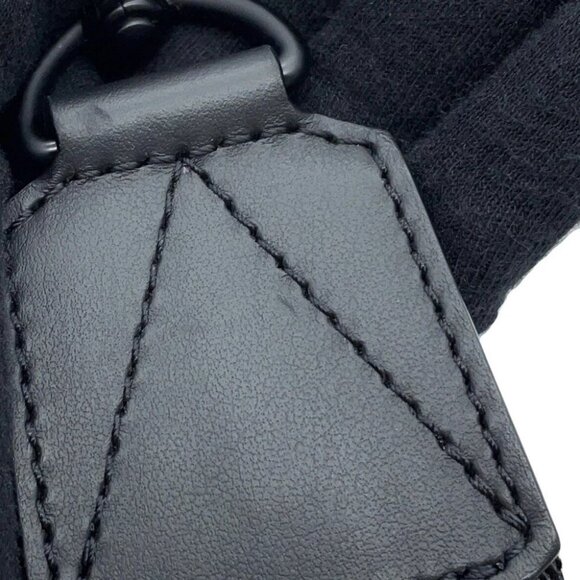 LOUIS VUITTON comet messenger Size PM Calf Leather/Monogram・Pattern Noir - Picture 12 of 16